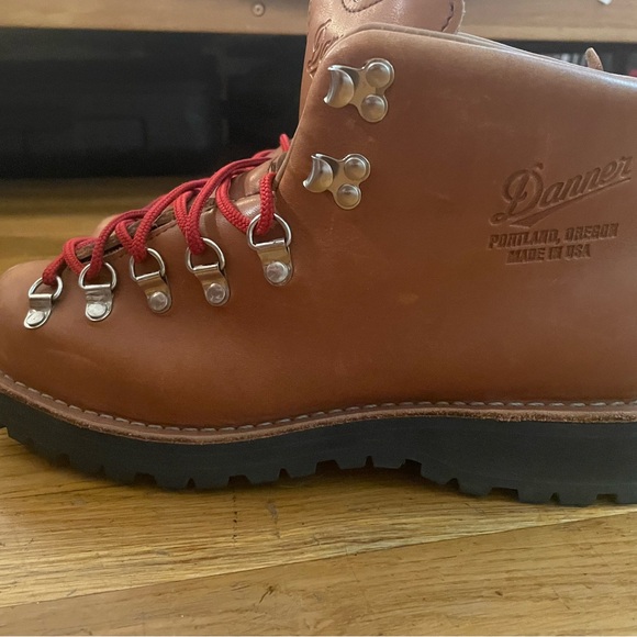 Danner Mountain Light Cascade with Gortex. Men’s US 9 - Picture 7 of 11